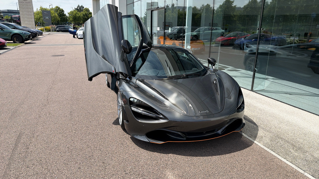 McLaren 720S Spider Performance Spec Orange #33