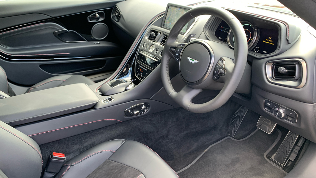 Aston Martin DB11 4.0L V8 Coupe  #3