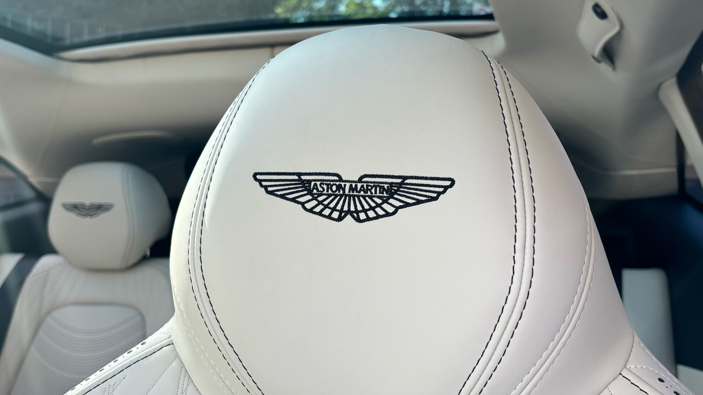 Aston Martin DBX V8 550 Silver #5
