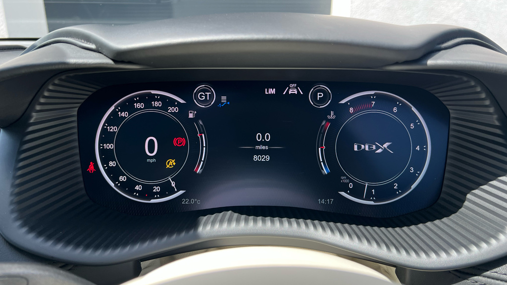 Aston Martin DBX V8 550 Silver #6