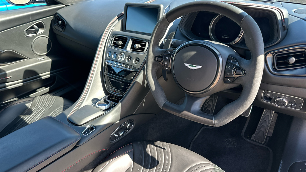 Aston Martin DB11 Shadow Edition Silver #3