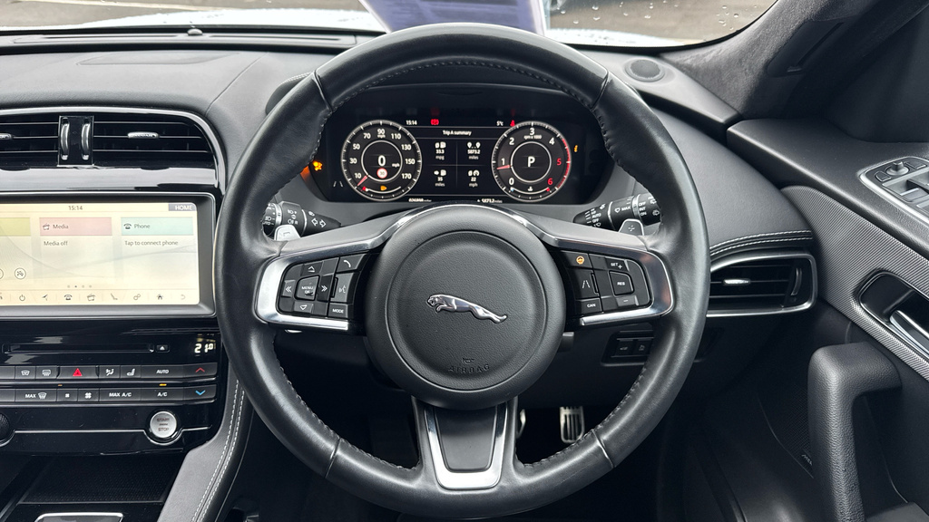 Jaguar F-Pace 2.0 D180 Chequered Flag Awd Euro 6 Ss Black #15