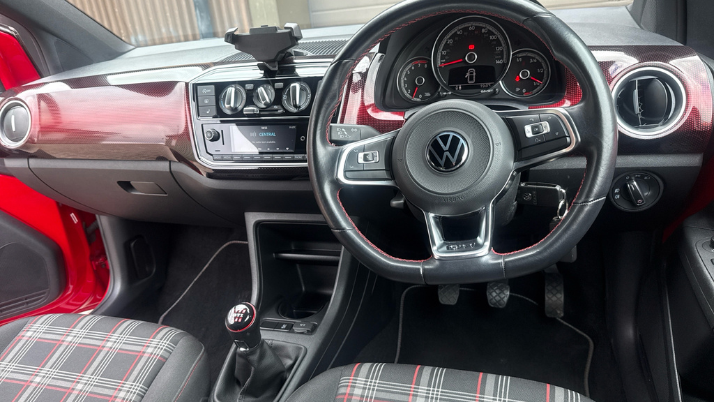 Volkswagen Up 1.0 65Ps Up Red #13