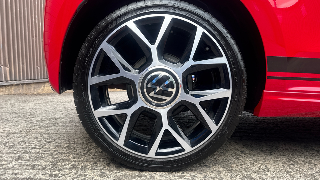Volkswagen Up 1.0 65Ps Up Red #9