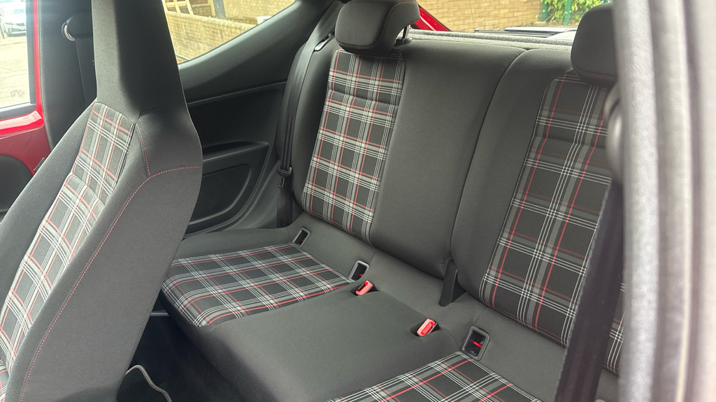 Volkswagen Up 1.0 65Ps Up Red #15