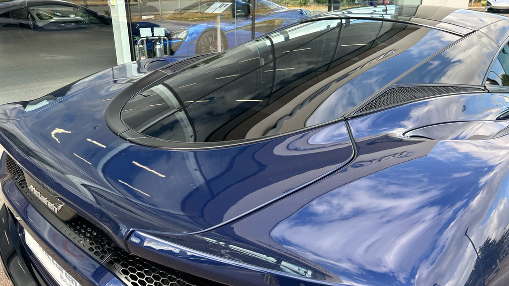 McLaren GT Premium And Practicality Pack Blue #14