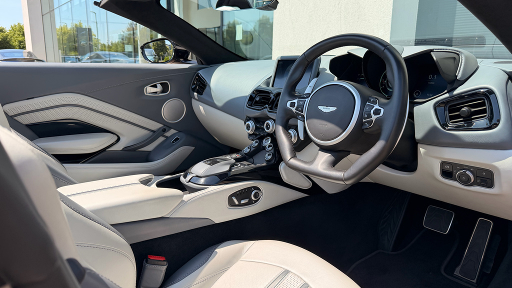 Aston Martin Vantage 4.0L V8 Roadster Silver #3