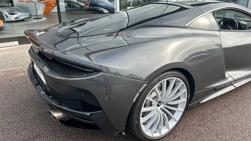 McLaren GT V8 Ssg Black #13