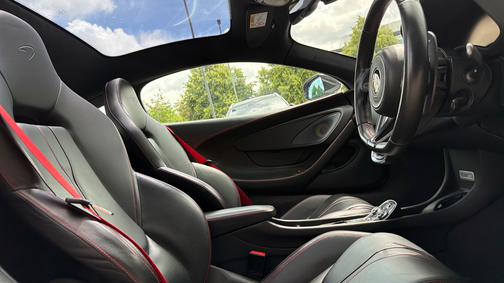 McLaren 570GT Gt Coupe D25RJG Silver #4