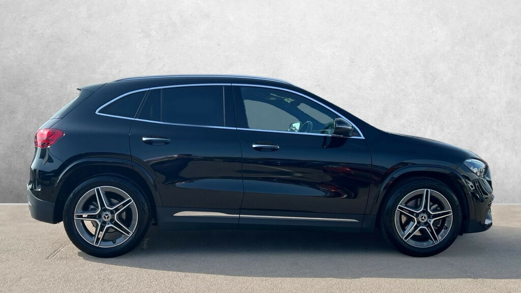Mercedes-Benz GLA Class Amg Line Executive EX24NKR Black #5