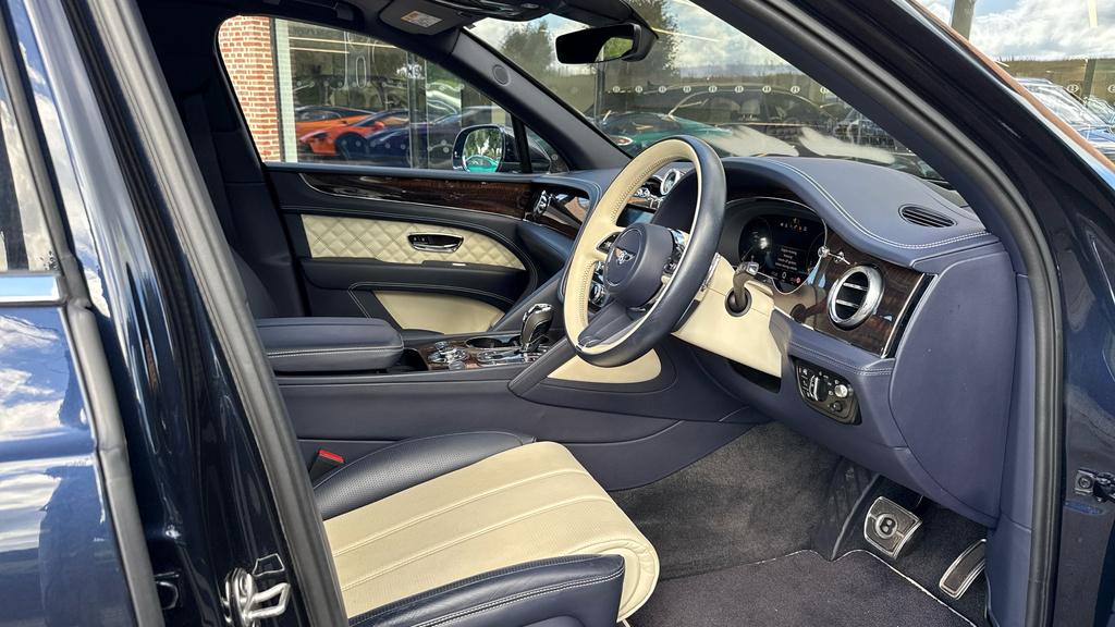 Bentley Bentayga First Edition Blue #2