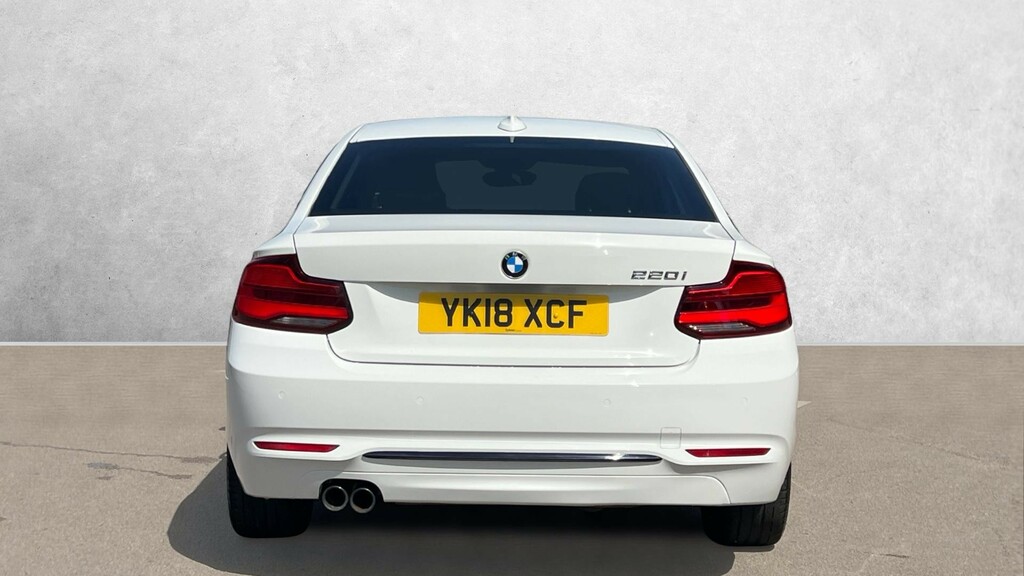 BMW 2 Series Sport White #6