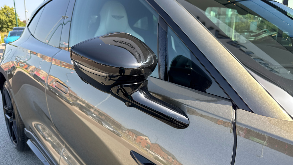 Aston Martin DBX V8 Dbx707 Touchtronic 2025 Grey #18