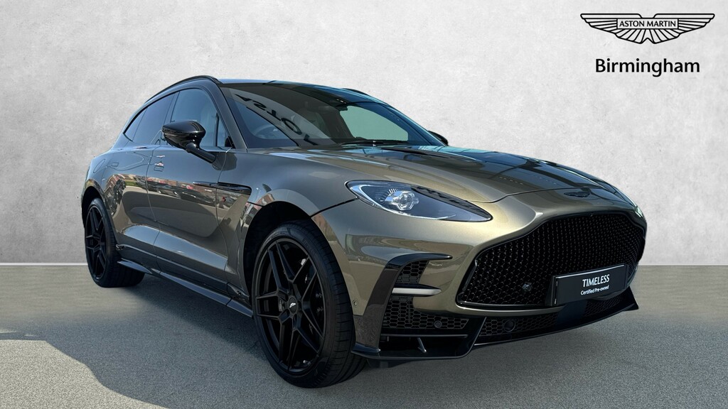 Aston Martin DBX Hatchback Green