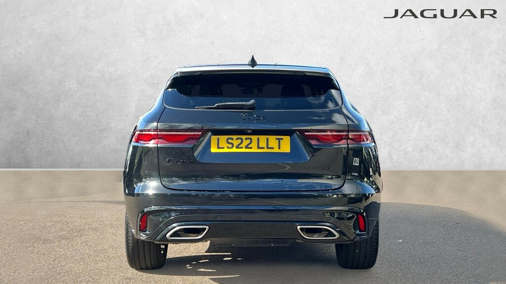 Jaguar F-Pace R-dynamic Se Black #6