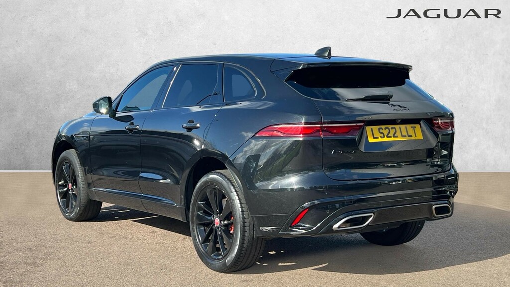 Jaguar F-Pace R-dynamic Se Black #2