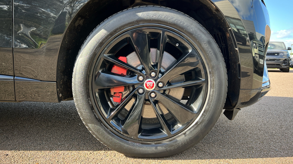 Jaguar F-Pace 5.0 V8 550 Svr Awd Black #8