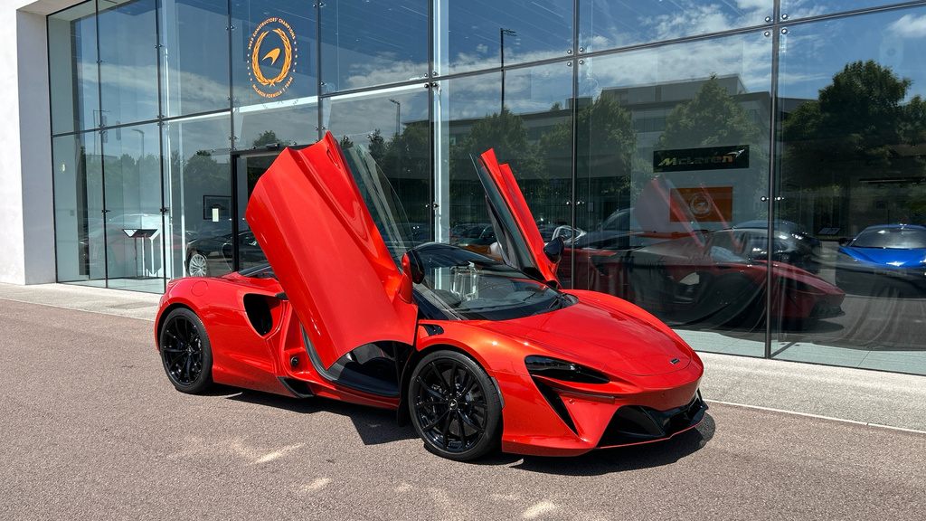 McLaren Artura Spider Grey #22