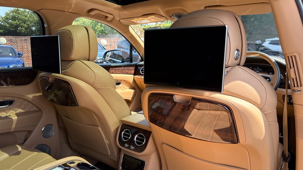 Bentley Bentayga 3.0 V6 Hybrid Estate DA71LTX  #23