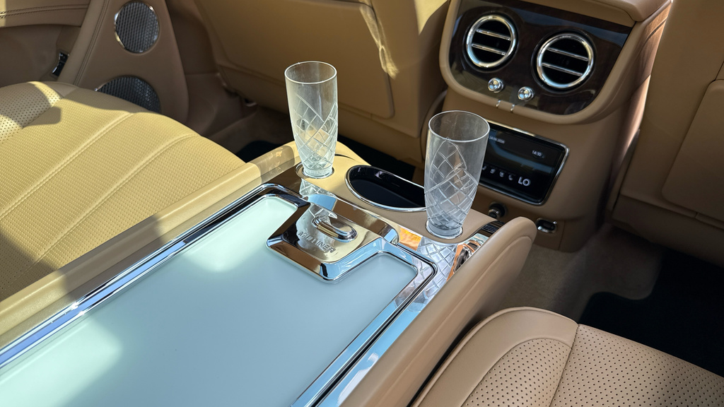 Bentley Bentayga 3.0 V6 Hybrid Estate DA71LTX  #26