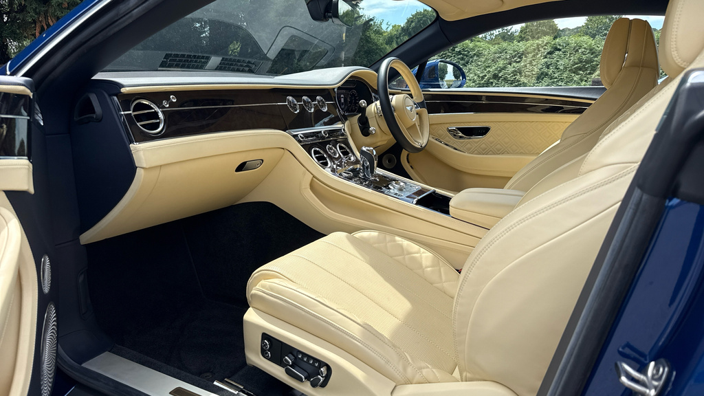 Bentley Continental Gt 6.0 W12 - Mulliner Driving Specification Blue #2