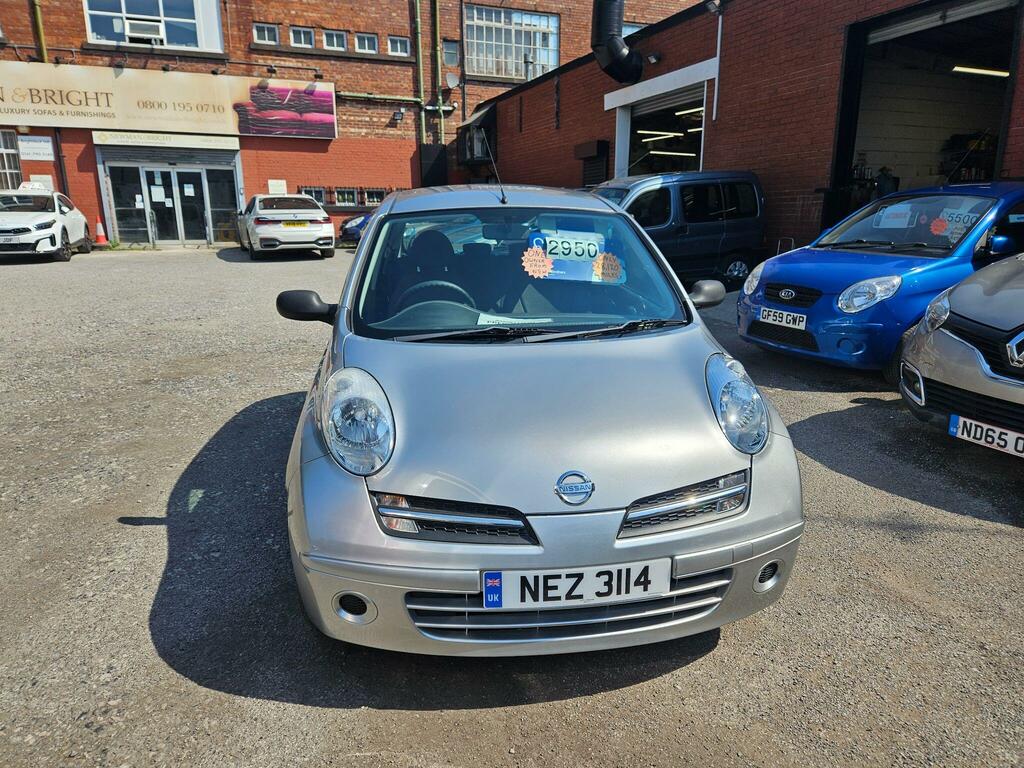 Nissan Micra 1.2 16V Initia Silver #2