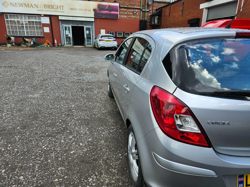 Vauxhall Corsa 1.4I 16V Design Ac Silver #5
