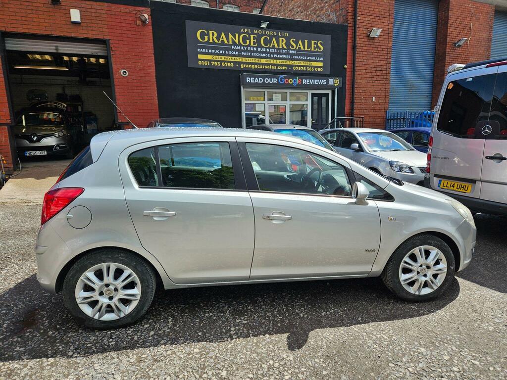 Vauxhall Corsa 1.4I 16V Design Ac Silver