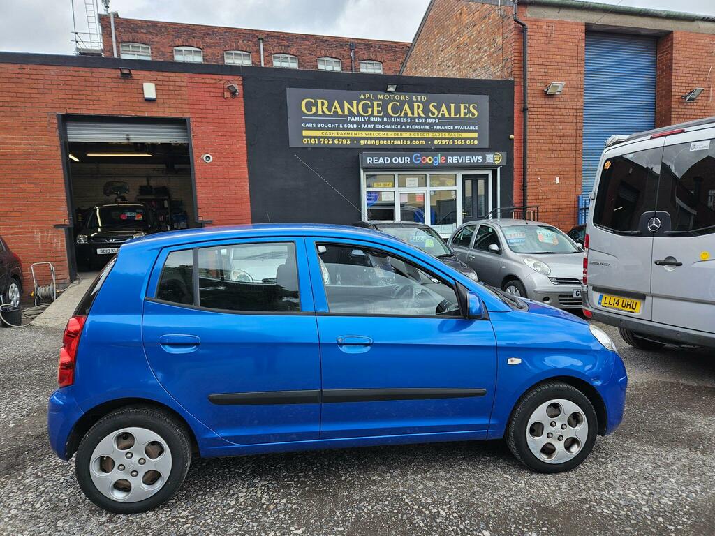 Kia Picanto Strike Blue