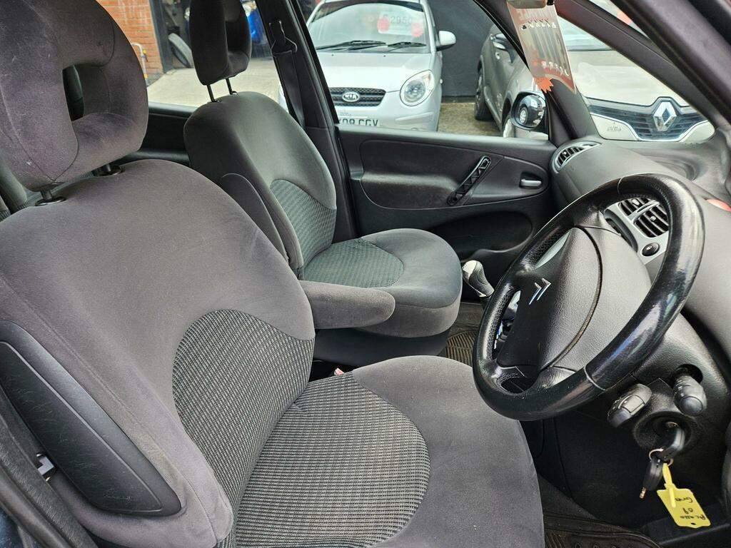 Citroen Xsara Picasso 1.6I 16V Desire Grey #4