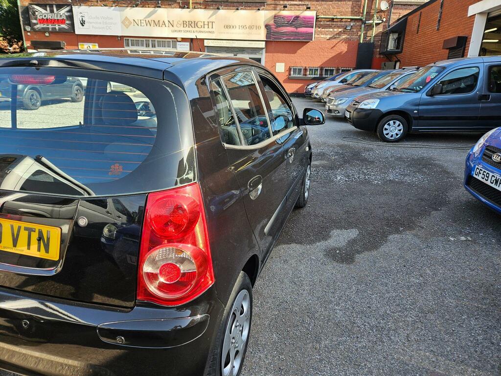 Kia Picanto 1.1 Strike Black #4