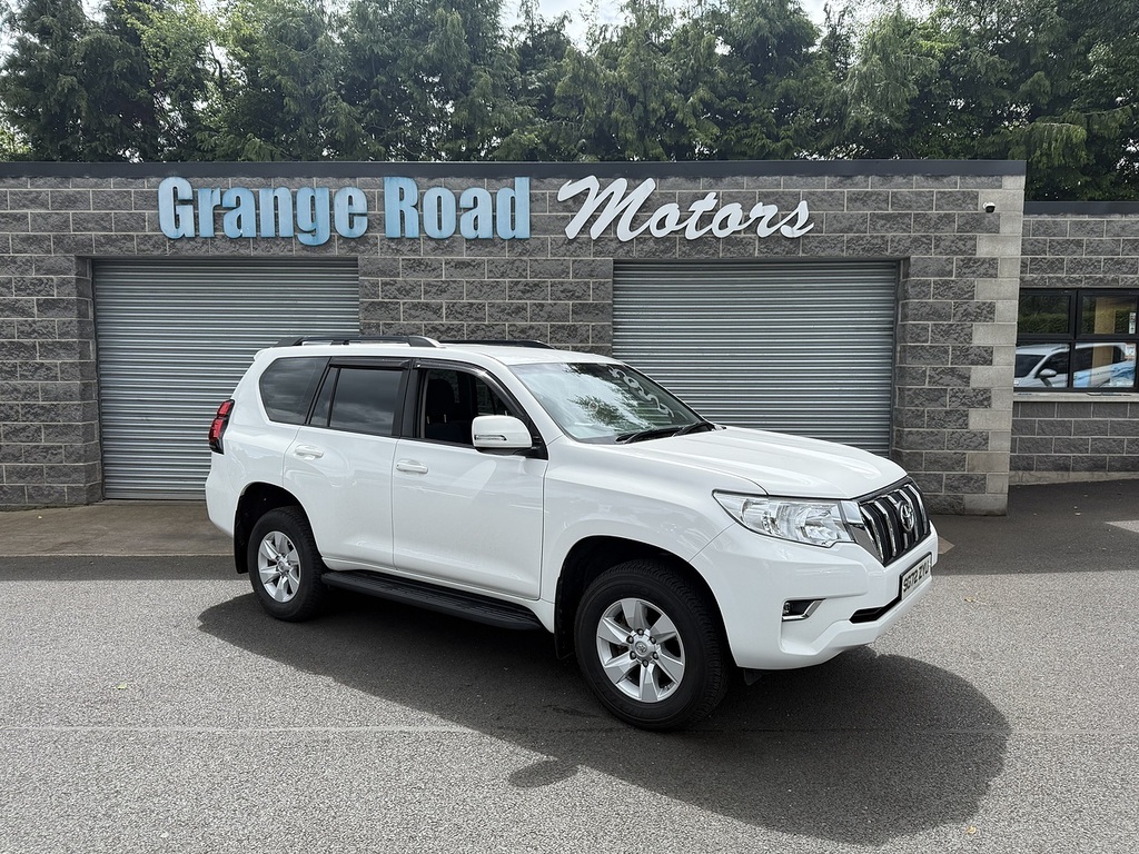 Toyota Land Cruiser D Active U1540 Ulez White