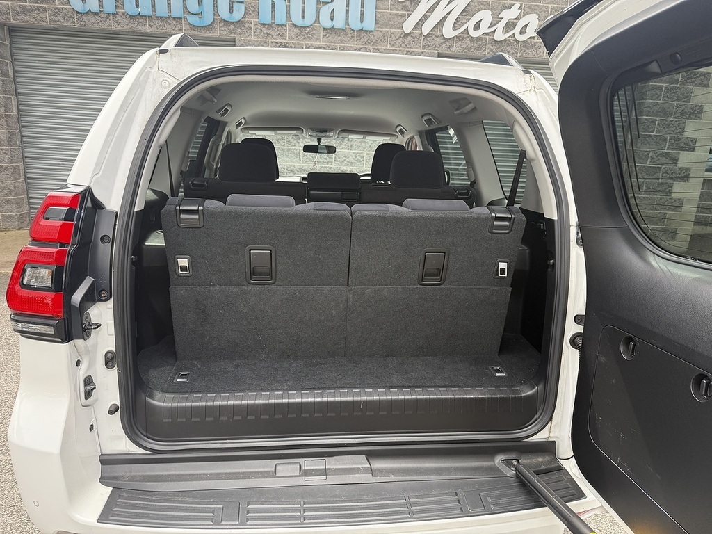 Toyota Land Cruiser D Active U1540 Ulez SG72ZYU White #6