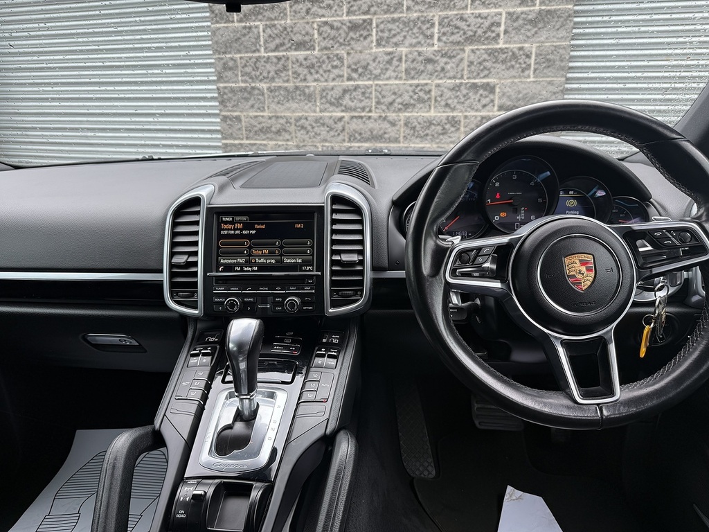 Porsche Cayenne Tiptronic S Black #7