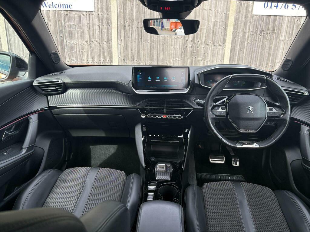 Peugeot e-2008 100Kw Gt 50Kwh Black #7