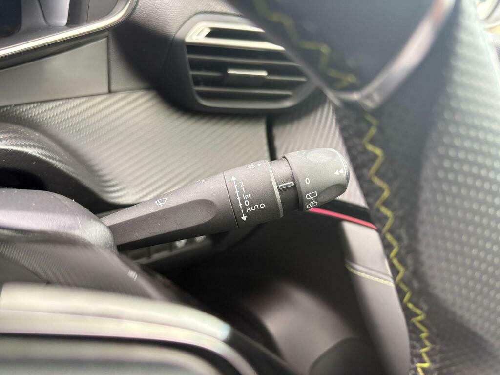 Peugeot e-2008 100Kw Gt 50Kwh Black #25