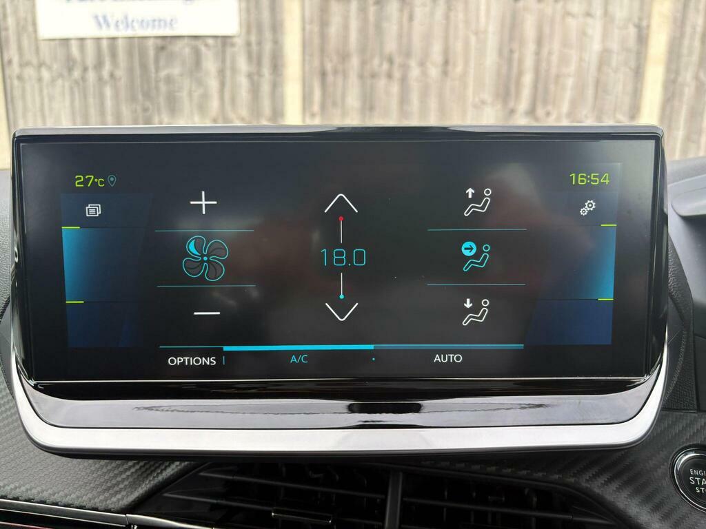 Peugeot e-2008 100Kw Gt 50Kwh Black #36