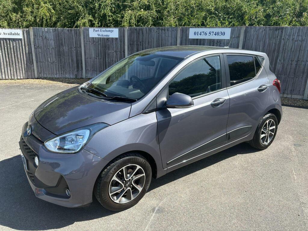 Hyundai I10 Premium Se White #1