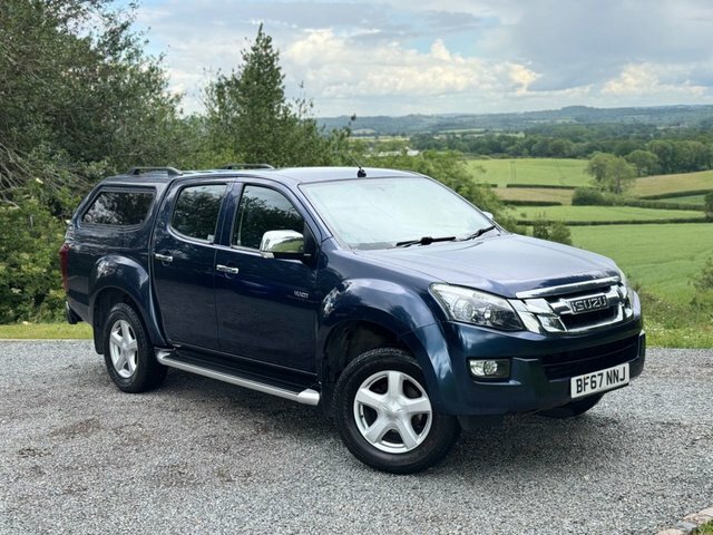 Isuzu D-Max Blade Black #12