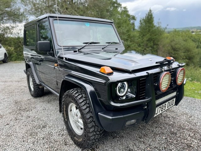 Mercedes-Benz G Class Wagon 300 Gds Black #6