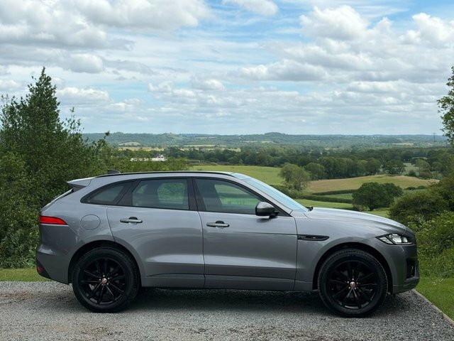 Jaguar F-Pace D240 Chequered Flag Suv Grey #5