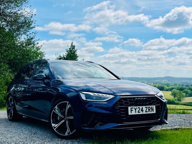 Audi A4 Avant Tfsi 40 Black Edition Blue #2