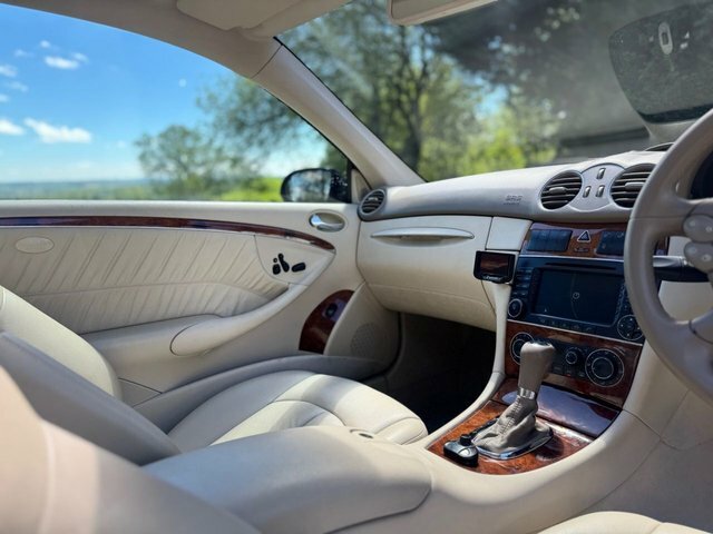 Mercedes-Benz CLK Coupe Silver #29