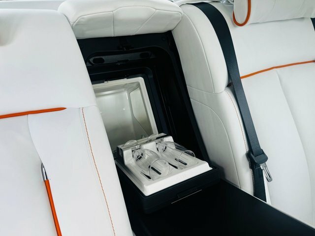 Rolls-Royce Phantom Saloon Black #18