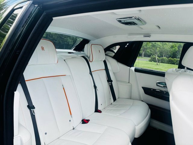 Rolls-Royce Phantom Saloon Black #21