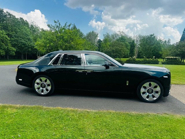 Rolls-Royce Phantom Saloon Black #9