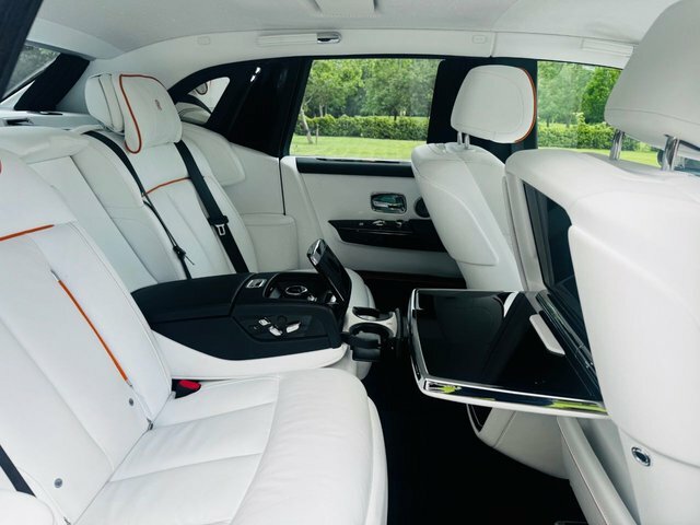 Rolls-Royce Phantom Saloon Black #17