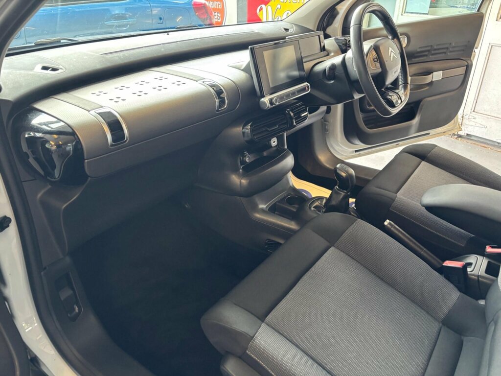 Citroen C4 Cactus 1.2 Puretech 110 Flair Blue #13