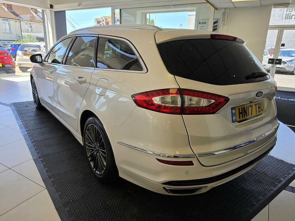 Ford Mondeo 2.0 Tdci Vignale Estate Powershift Euro HN17TBU White #5