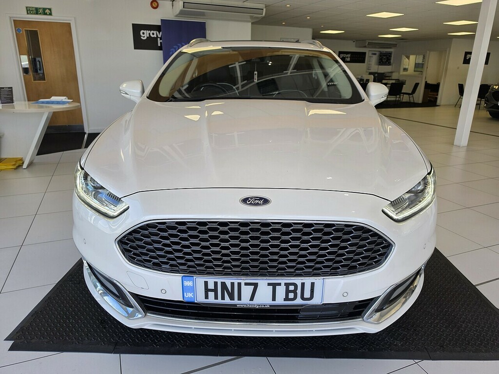 Ford Mondeo 2.0 Tdci Vignale Estate Powershift Euro HN17TBU White #2